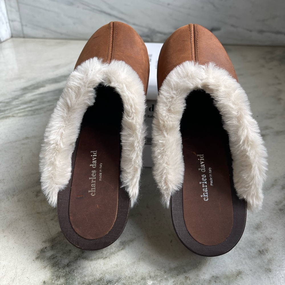 Charles David Brown Mules with Cream Fur Trim - Picture 2 of 5